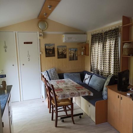Mobil Home Вильфранш-де-Конфлан Экстерьер фото